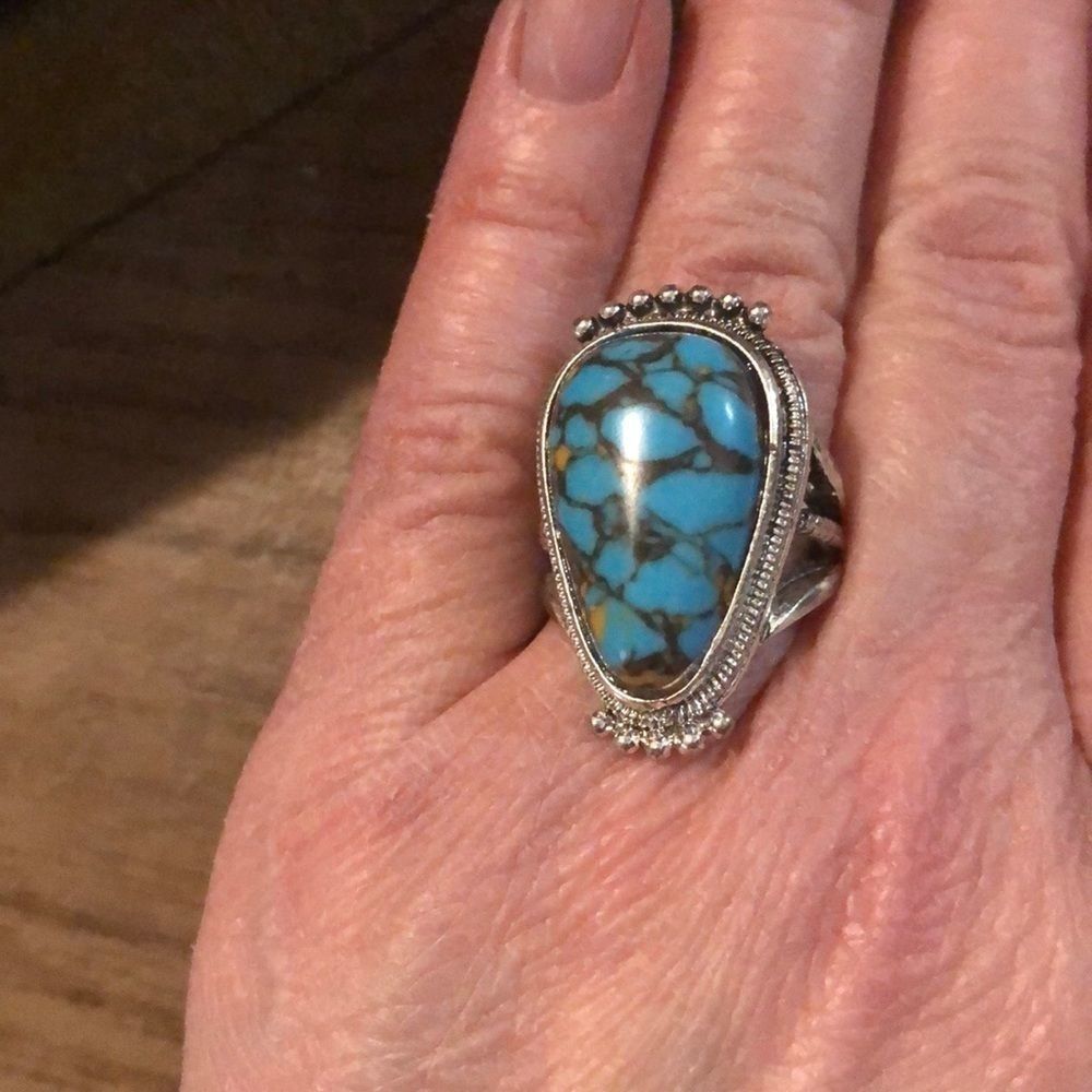Brand New Blue Fashionring